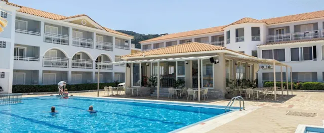 Billede av hotellet Meridien Beach Hotel - nummer 1 af 16