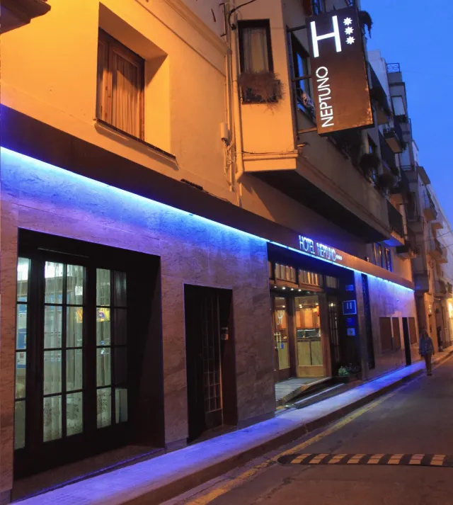 Billede av hotellet Apartamentos Neptuno - nummer 1 af 60
