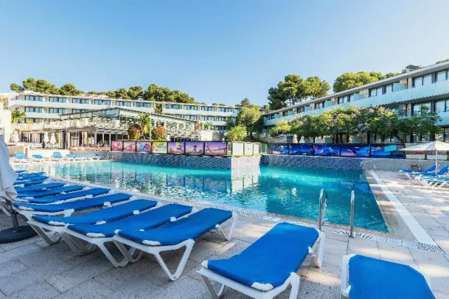 Billede av hotellet Aparthotel Comtat Sant Jordi - nummer 1 af 60
