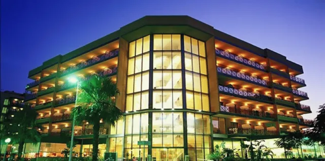 Billede av hotellet California Palace - nummer 1 af 10
