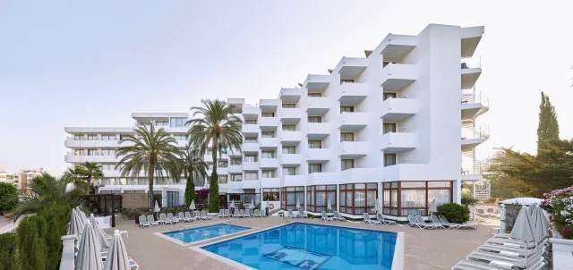 Billede av hotellet Tres Torres - nummer 1 af 10