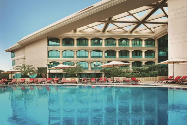 Billede av hotellet Movenpick Grand Al Bustan Hotel - nummer 1 af 10