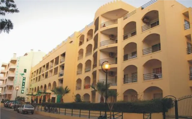Hotellbilder av Aparthotel Calema Avenida Jardim - nummer 1 av 24