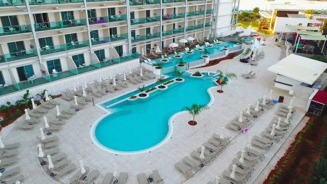 Billede av hotellet Asterias Beach Hotel - nummer 1 af 10