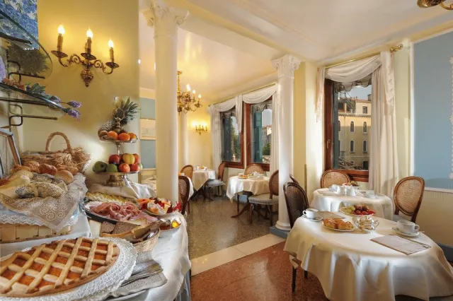 Billede av hotellet Arlecchino - nummer 1 af 10