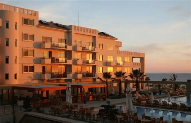 Billede av hotellet Capital Coast Resort & Spa - nummer 1 af 10