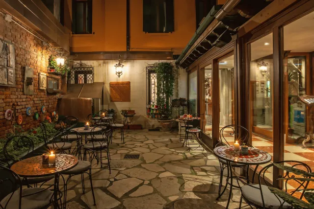 Billede av hotellet Hotel La Fenice Et Des Artistes - nummer 1 af 10