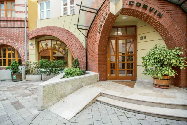 Billede av hotellet Corvin Hotel Budapest - Sissi wing - nummer 1 af 10