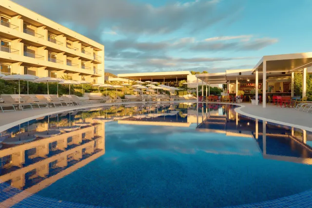 Billede av hotellet Pharos, hvar bayhill hotel - nummer 1 af 10