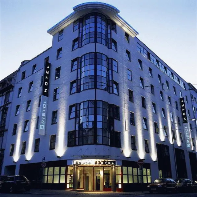Billede av hotellet Bristol Hotel - nummer 1 af 10