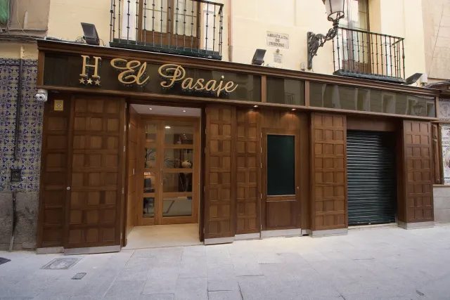Billede av hotellet El Pasaje - nummer 1 af 6