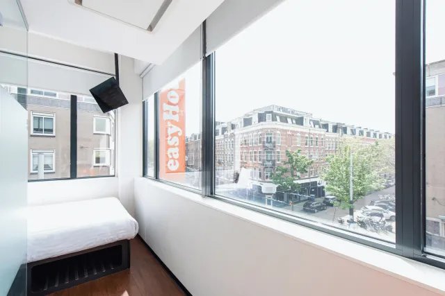 Billede av hotellet easyHotel Amsterdam City Centre South - nummer 1 af 4