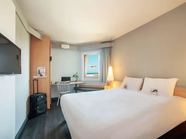 Billede av hotellet Ibis Nice Aéroport Promenade des Anglais - nummer 1 af 10