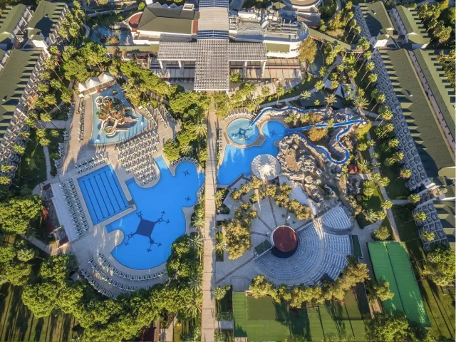 Billede av hotellet Dobedan World Palace - nummer 1 af 10