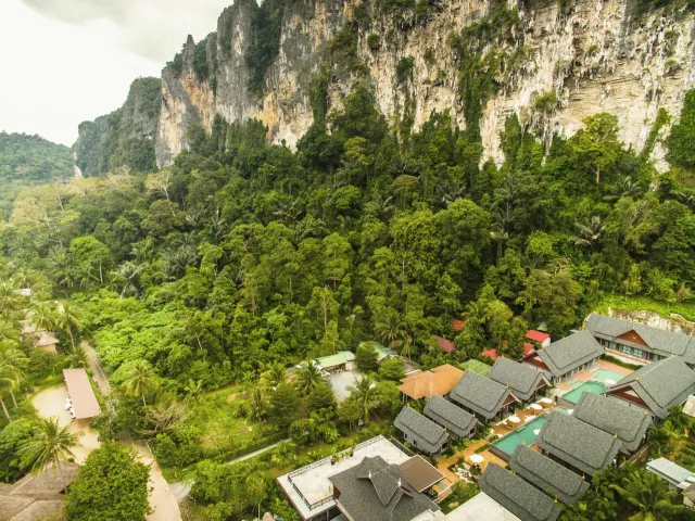 Billede av hotellet The Scene Cliff View Villas - nummer 1 af 10