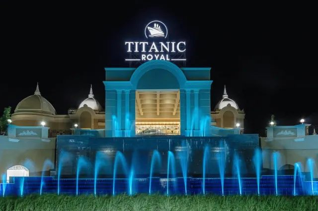 Billede av hotellet Titanic Royal - nummer 1 af 10
