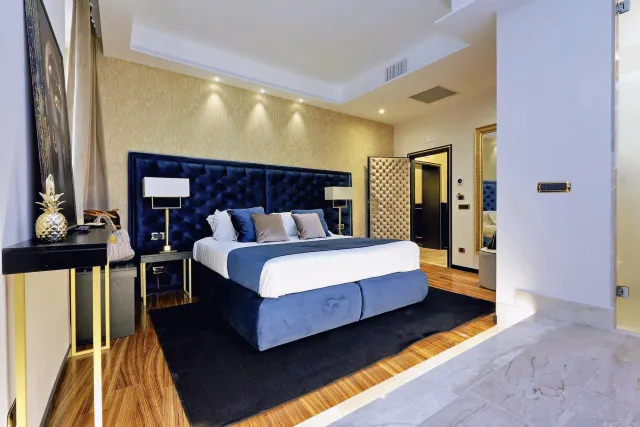 Billede av hotellet Spanish Diamond Luxury Suites & Jacuzzi - nummer 1 af 8