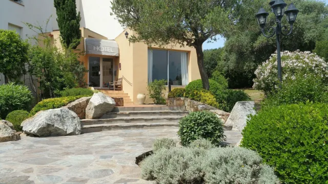 Billede av hotellet Hôtel Cala di l'Oru - nummer 1 af 10