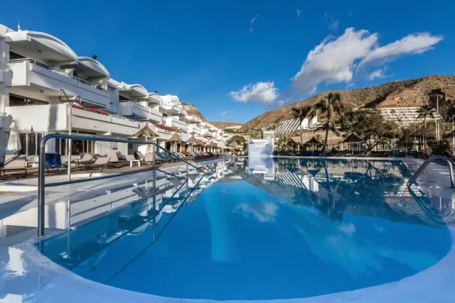 Billede av hotellet Portonovo - Lejligheder - nummer 1 af 20