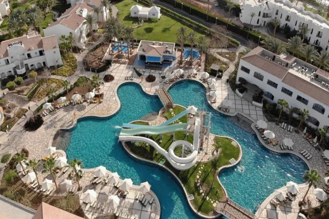 Billede av hotellet Reef Oasis Blue Bay Resort - nummer 1 af 10