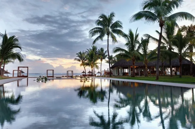 Billede av hotellet Outrigger Mauritius Beach Resort - nummer 1 af 10