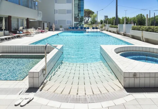 Billede av hotellet Hotel Ascot - nummer 1 af 10