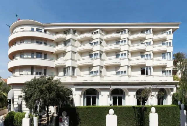 Billede av hotellet Le 1932 Hotel & Spa Cap d'Antibes - MGallery - nummer 1 af 10