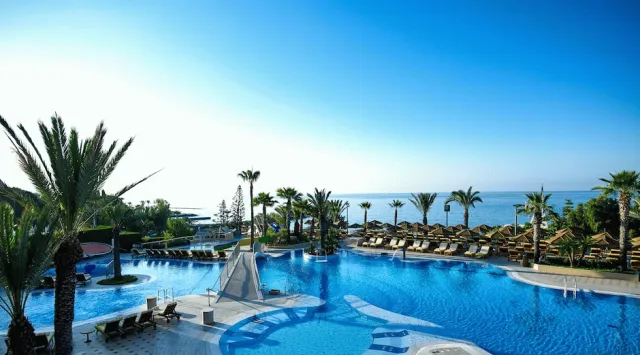 Hotellikuva Four Seasons Hotel Limassol - numero 1 / 23