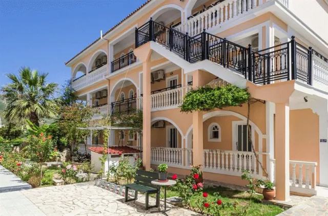 Billede av hotellet Athina Apartments - nummer 1 af 49