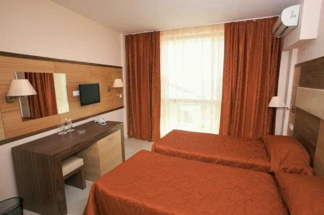 Billede av hotellet Sea Breeze - nummer 1 af 5