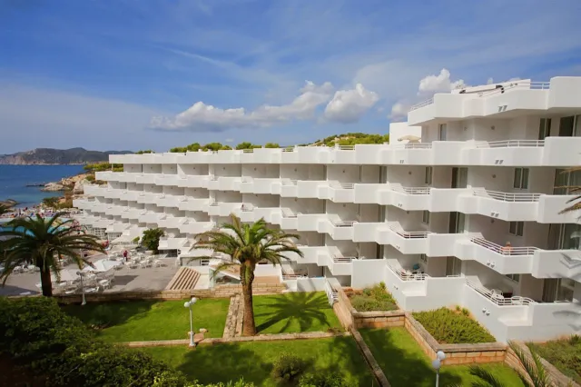 Billede av hotellet Fergus Style Cala Blanca Suites - nummer 1 af 100