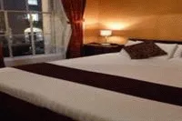 Hotellbilder av Russell Court - nummer 1 av 100