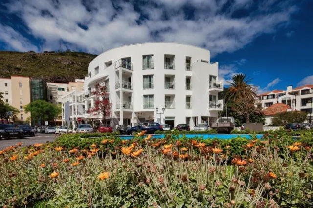 Billede av hotellet White Waters - nummer 1 af 55