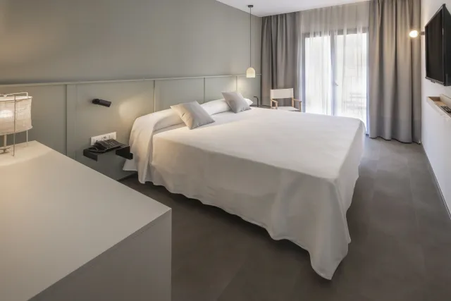 Billede av hotellet GHT Miratge - nummer 1 af 93