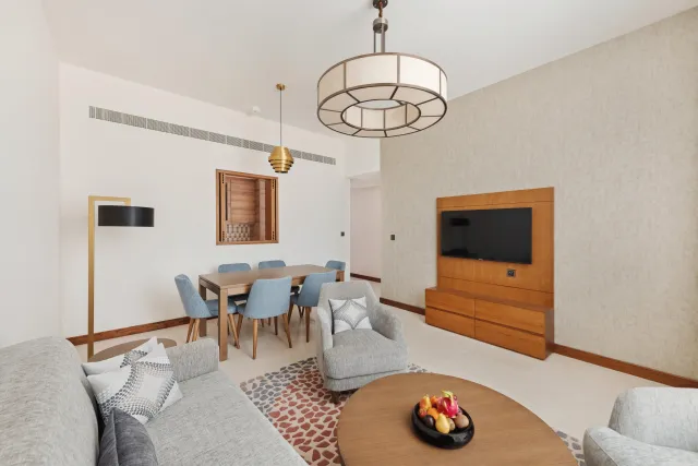 Billede av hotellet Staybridge Suites Dubai Al Maktoum Airport - nummer 1 af 100