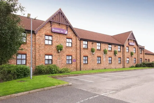 Hotellbilder av Premier Inn Manchester (Denton) - nummer 1 av 10