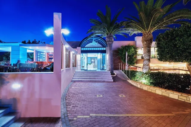 Billede av hotellet Eva Bay - nummer 1 af 10