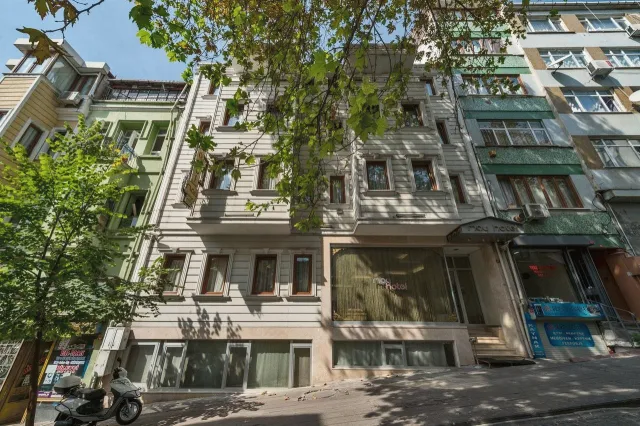 Billede av hotellet May - nummer 1 af 10