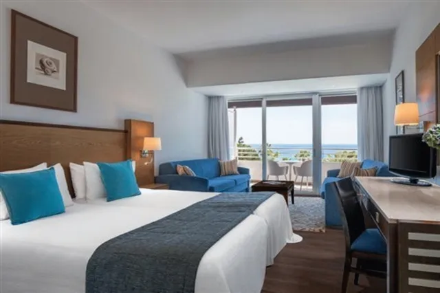 Hotellbilder av Mediterranean Beach - nummer 1 av 10