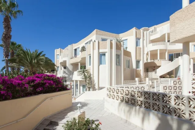 Billede av hotellet R2 Maryvent Beach Apartment - nummer 1 af 10