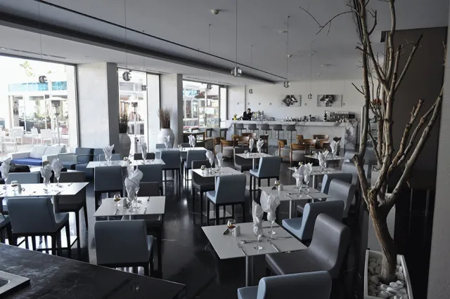 Billede av hotellet Sun Hall Beach Hotel Apts - nummer 1 af 10