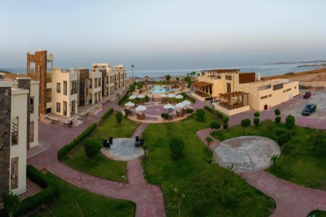 Billede av hotellet New Eagles Aqua Park Resort - nummer 1 af 10