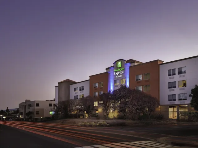 Hotellbilder av Holiday Inn Express Suites Belmont by IHG - nummer 1 av 27