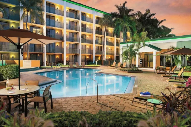 Billede av hotellet Courtyard by Marriott Fort Lauderdale East/Lauderdale-by-the-Sea - nummer 1 af 22