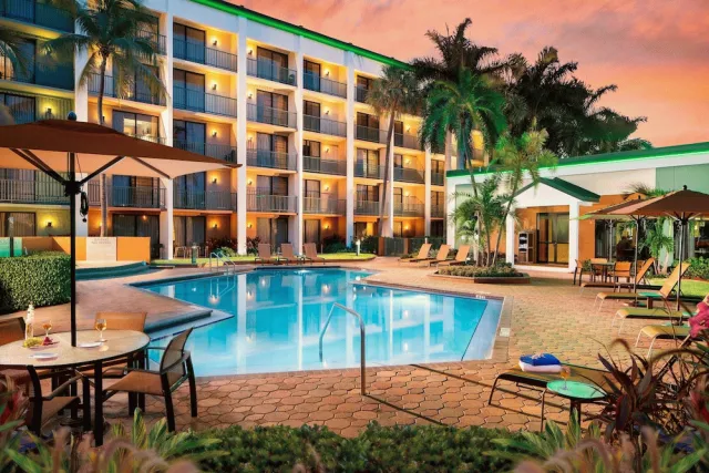 Hotellikuva Courtyard by Marriott Fort Lauderdale East/Lauderdale-by-the-Sea - numero 1 / 27