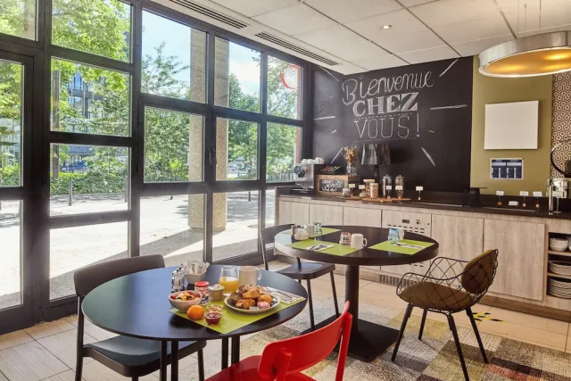 Hotellbilder av B&B HOTEL Saint-Quentin-en-Yvelines Centre Gare - nummer 1 av 53