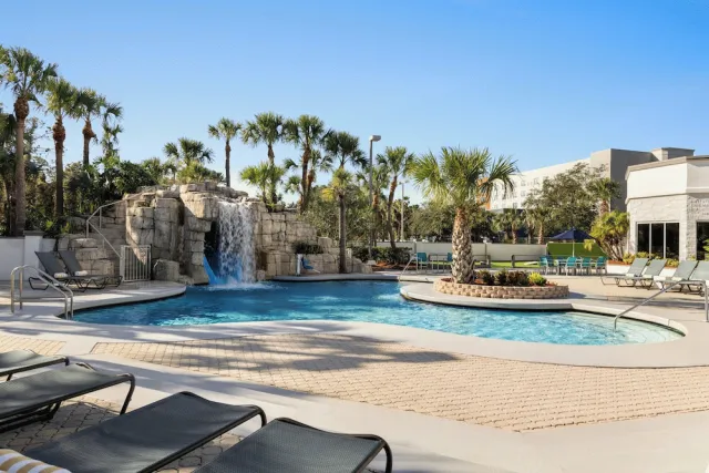 Hotellbilder av Crowne Plaza Orlando Lake Buena Vista - nummer 1 av 62