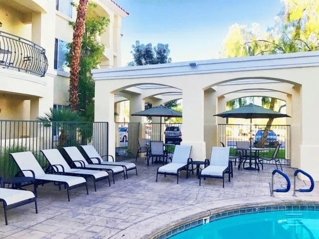 Hotellbilder av Club De Soleil All-Suite Resort - nummer 1 av 19