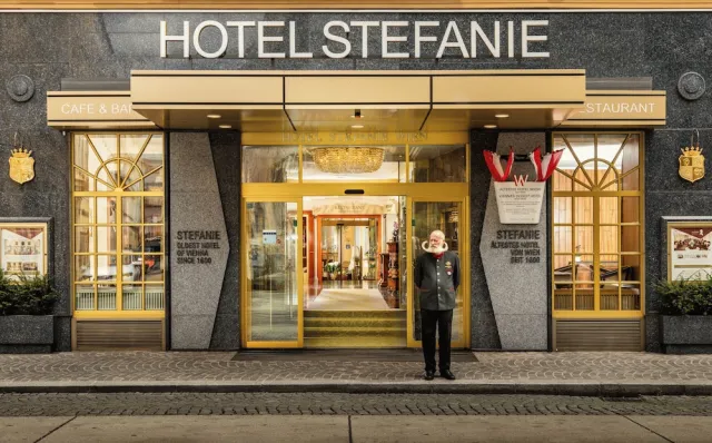 Billede av hotellet Hotel Stefanie - nummer 1 af 98