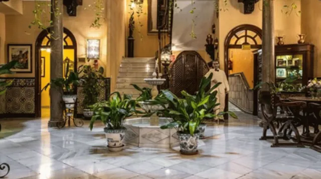Billede av hotellet Hotel Reina Cristina - nummer 1 af 10